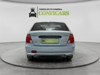 Hyundai Accent 1.3i GLS 12v