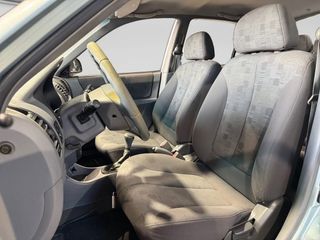 Hyundai Accent 1.3i GLS 12v