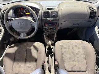 Hyundai Accent 1.3i GLS 12v