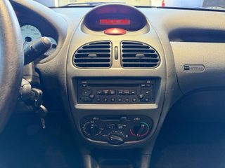 Peugeot 206 1.4 75 Quiksilver