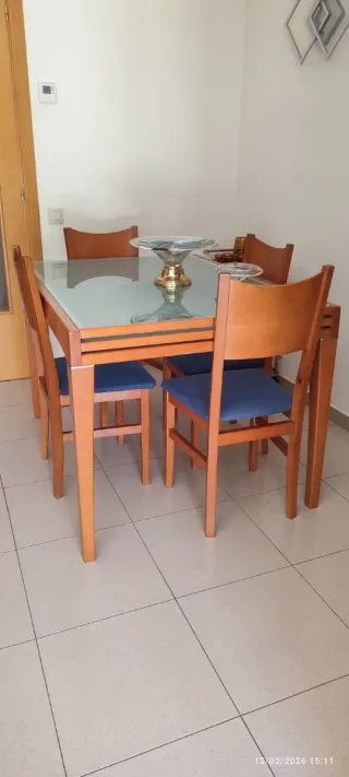 Mesa Comedor Cristal y 6 Sillas Madera