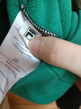 Sudadera Fila Color Negro, Verde y Blanco Talla S.