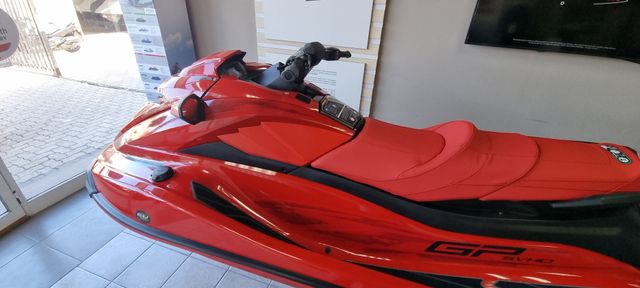 Yamaha WaveRunner GP SVHO 2026 Roja