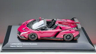Lamborghini Veneno Roadster 1/64 Kyosho