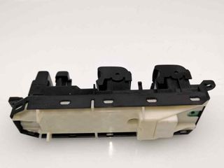 MANDO ELEVALUNAS DELANTERO IZQUIERDO TOYOTA AURIS 552641