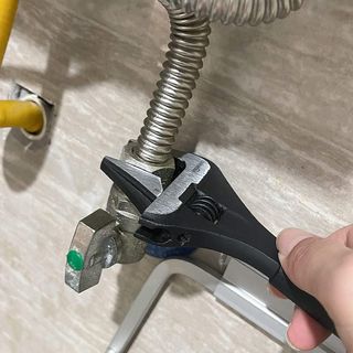 Amazon Basics Llave de boca ancha ajustable para f