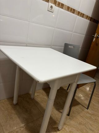 Mesa y 2 Sillas Cocina