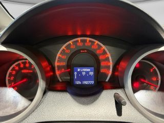 Honda Jazz 1.4 i-VTEC LUXURY