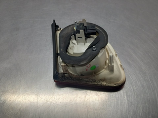 PILOTO TRASERO DERECHO INTERIOR VOLKSWAGEN JETTA