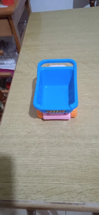 Camioncino giocattolo per bambini