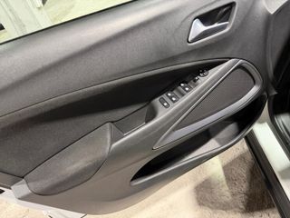 Opel Crossland X 1.6T 73kW (99CV) Selective