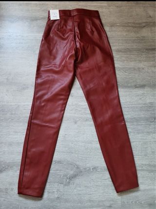 Leggings efecto piel ZARA rojos BAJADO DE PRECIO