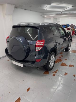 Toyota Rav4 2.2 D-4D Executive 4x2