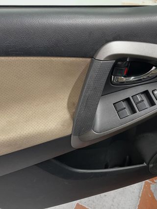 Toyota Rav4 2.2 D-4D Executive 4x2