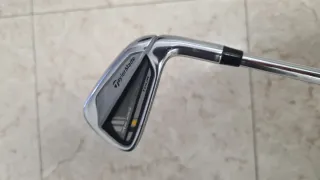 Taylormade RBZ Tour 4