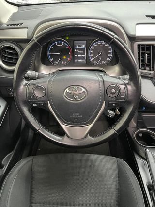 Toyota Rav4 2.0D 150D 2WD Business