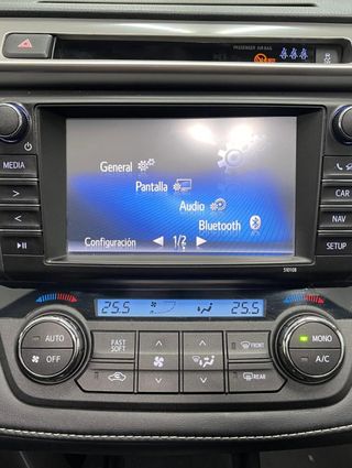 Toyota Rav4 2.0D 150D 2WD Business