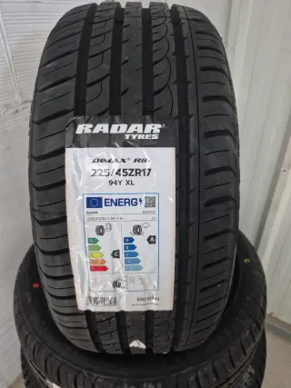 225 45 R17 94Y RADAR R8+