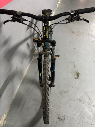 Bicicleta GT Avalanche Negra y Amarilla