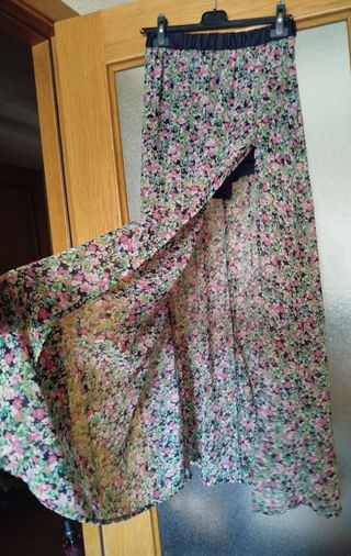 Lote 2 Faldas Talla S Beige y Estampada