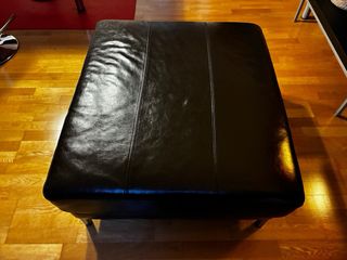 Sofá Polipiel Marrón y Puff