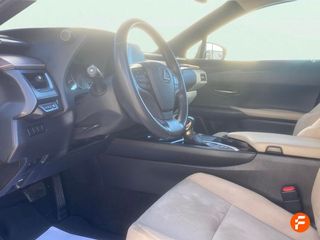 Lexus UX 2.0 250h Business