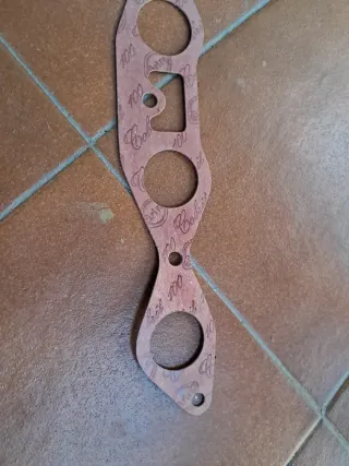 FORD FIESTA MK1. JUNTA DE COLECTOR DE ADMISION.