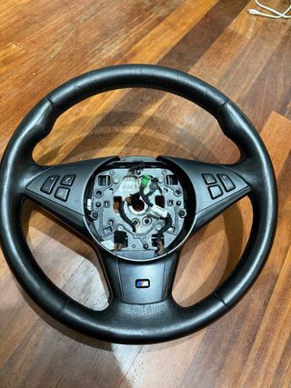 Volante BMW E60 530D M