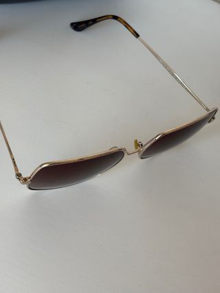 Gafas de sol Victorio & Lucchino.