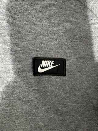 Chaqueta Nike con Capucha - Talla M -  Impecable