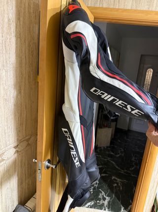 Mono Dainese Talla 48 Moto apenas sin uso