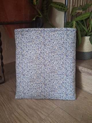 OFERTA 2X14€ 3x20€ Funda literaria Flores azules
