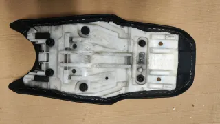 Asiento Yamaha FZ6 / FZ1 Fazer