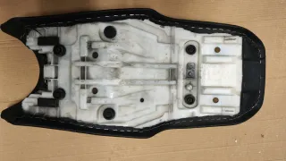 Asiento Yamaha FZ6 / FZ1 Fazer