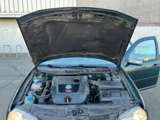 Volkswagen Golf 2002