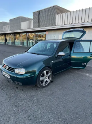 Volkswagen Golf 2002