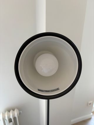 Lámpara de pie IKEA Negra