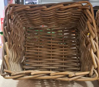 Cestas de mimbre para frutería o decoración