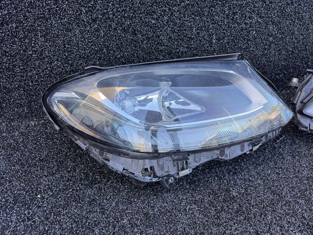 Faros Mercedes Clase C