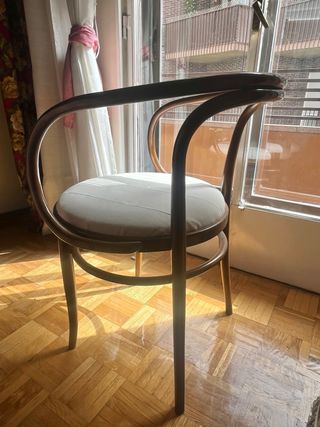 Silla de madera diseño exclusivo