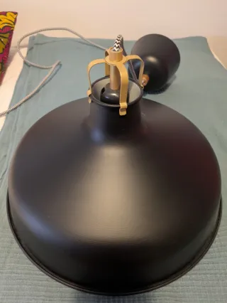 Lámpara IKEA RANARP Negra y Dorada