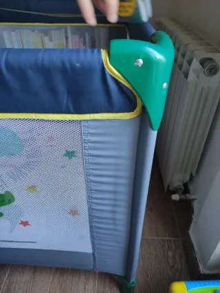 Parque infantil plegable.