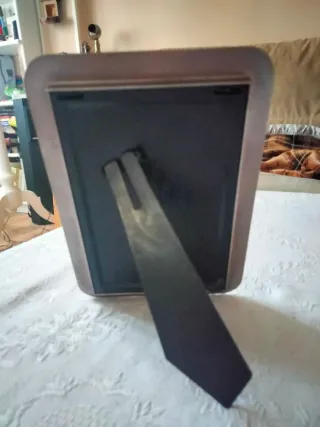 Marco de fotos plateado y dorado