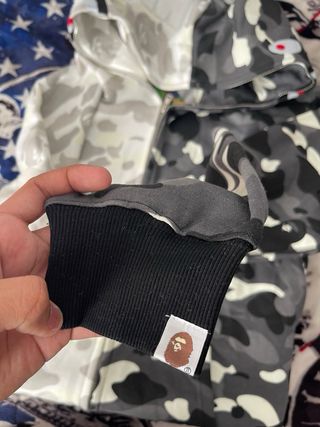 Sudadera Bape Shark Camuflaje Gris y Blanca XL