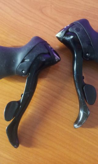 Manetas Freno/cambio Shimano 105 3x9v.
