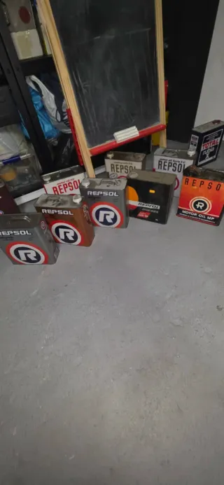 Latas de aceite Repsol (varios modelos)