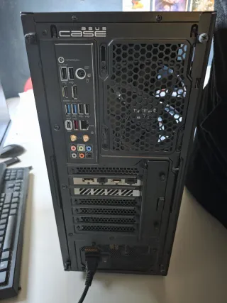 Caja Asus TUF Gaming G301 Negra y Naranja