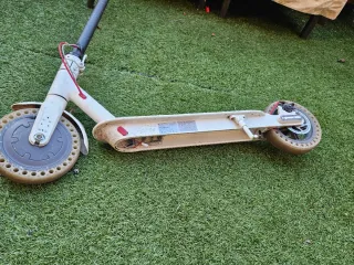 Patinete Xiaomi Mi Electric Scooter 365