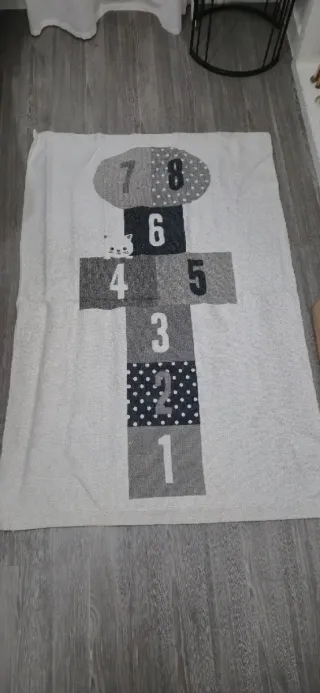 Alfombra infantil de lana con números