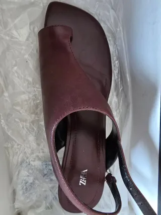 Sandalias Zara Tacon Burdeos